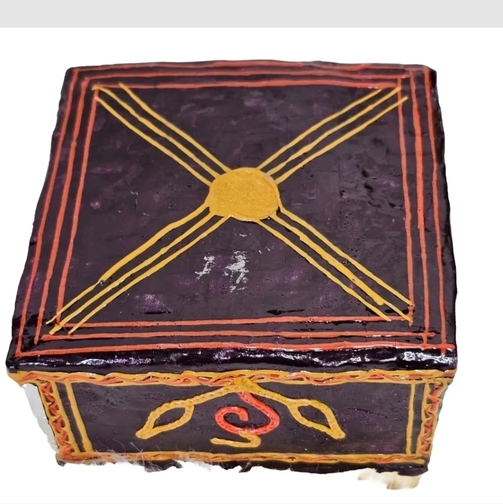 Vintage Woven Rattan Wicker Trinket Box with lid colorful , Handmade In INDIA
